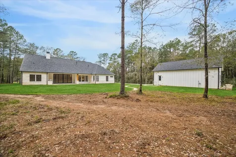 688 Lonestar Road Huntsville TX 77340