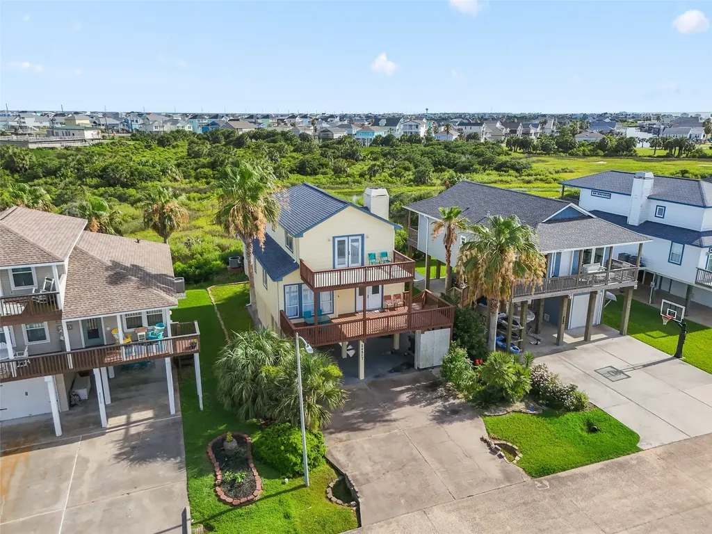 22517 Bay Point Drive Galveston TX 77554