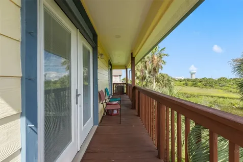 22517 Bay Point Drive Galveston TX 77554