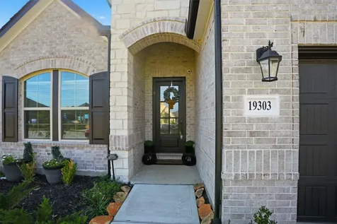 19303 Seabiscuit Stable Trail Tomball TX 77377