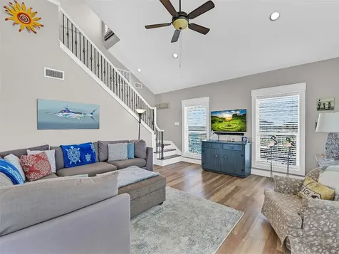 3902 Warrior Court Galveston TX 77554