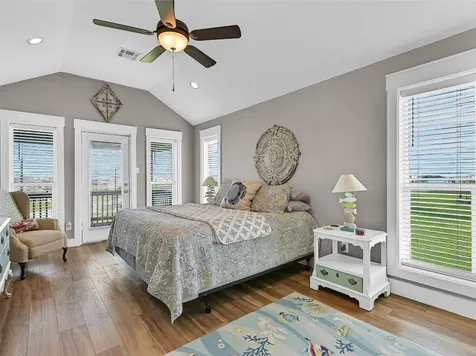 3902 Warrior Court Galveston TX 77554