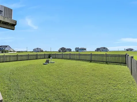 3902 Warrior Court Galveston TX 77554