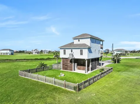 3902 Warrior Court Galveston TX 77554