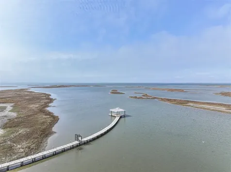 3902 Warrior Court Galveston TX 77554