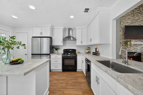 5323 Windsong Trail Houston TX 77084