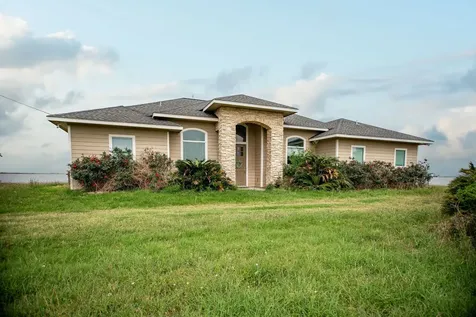 842 County Road 478 Palacios TX 77465