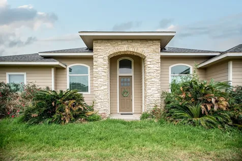 842 County Road 478 Palacios TX 77465