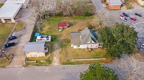 304 W Wheat Street Woodville TX 75979