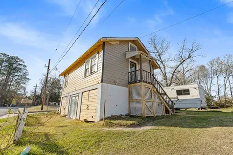 304 W Wheat Street Woodville TX 75979
