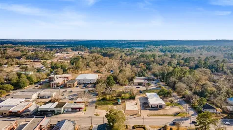 304 W Wheat Street Woodville TX 75979
