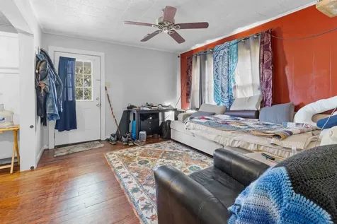 304 W Wheat Street Woodville TX 75979