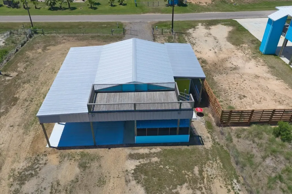 996 Blue Water Boulevard Sargent TX 77414