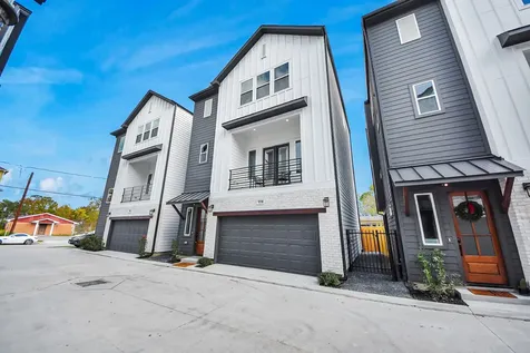 923 Fisher Street E Houston TX 77018