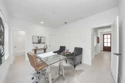 923 Fisher Street E Houston TX 77018