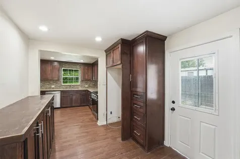 2922 Pansy Street Pasadena TX 77503