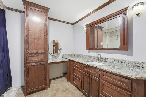 2922 Pansy Street Pasadena TX 77503