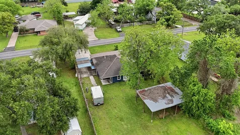 2922 Pansy Street Pasadena TX 77503