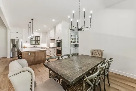 157 Wagon Pass Drive Huntsville TX 77340