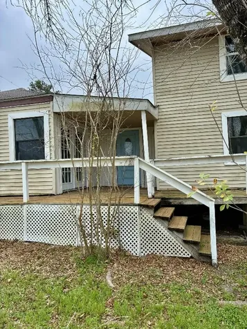 57 Lake Shore Lane Riverside TX 77320