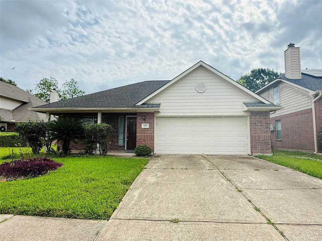 1015 Andover Drive Pearland TX 77584