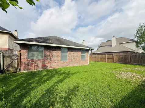 1015 Andover Drive Pearland TX 77584