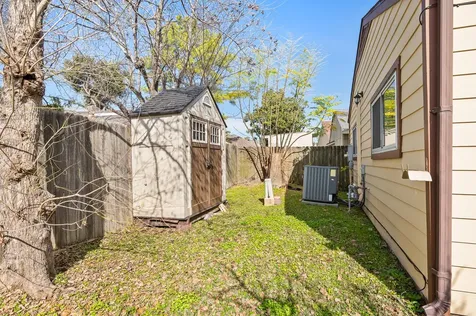 4330 Willow Beach Drive Houston TX 77072
