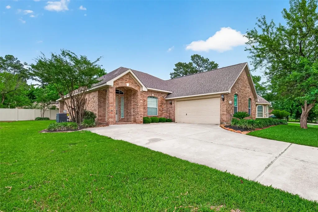 127 Monterrey Road W Montgomery TX 77356