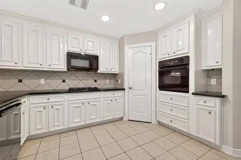 127 Monterrey Road W Montgomery TX 77356
