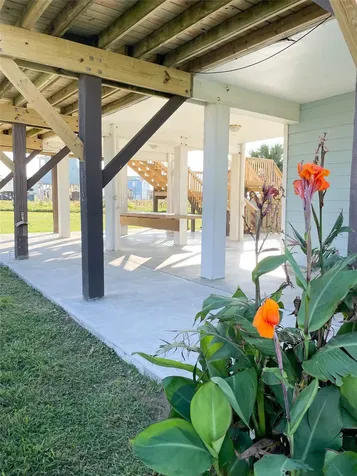 12632 John Reynolds Road Galveston TX 77554