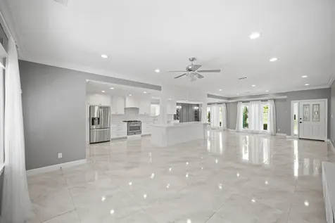6215 S Braeswood Boulevard Houston TX 77096