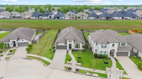 1907 Creekwood Cove Missouri City TX 77459