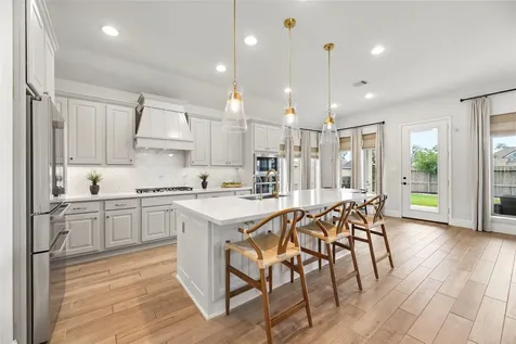 1907 Creekwood Cove Missouri City TX 77459