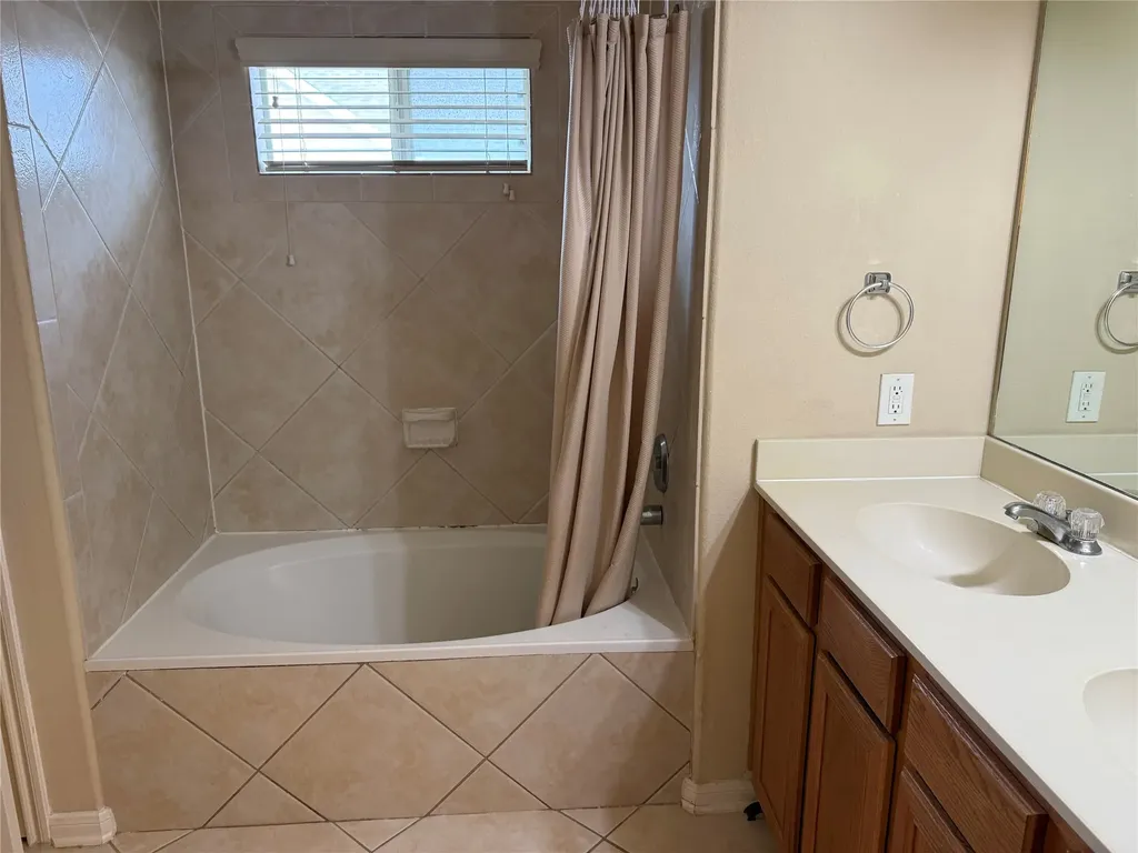 2231 Naomi Street Houston TX 77054