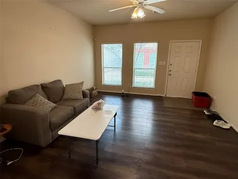 2231 Naomi Street Houston TX 77054