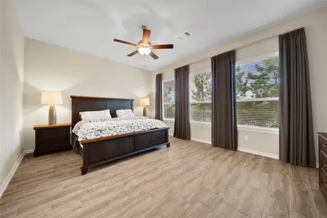 10235 Bayou Oaks Drive Conroe TX 77385