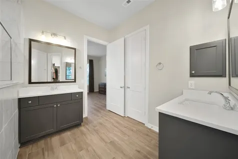10235 Bayou Oaks Drive Conroe TX 77385