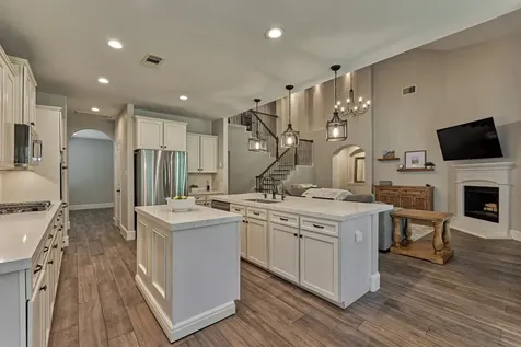 155 W Wading Pond Circle Tomball TX 77375