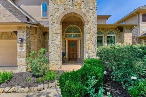 155 W Wading Pond Circle Tomball TX 77375