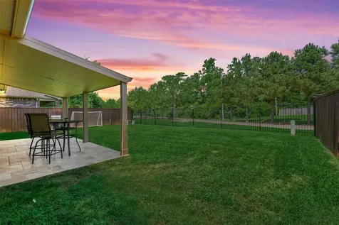155 W Wading Pond Circle Tomball TX 77375