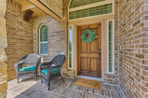 155 W Wading Pond Circle Tomball TX 77375