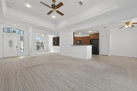 5030 Highland Pass Montgomery TX 77316