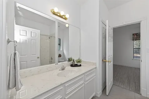 5030 Highland Pass Montgomery TX 77316