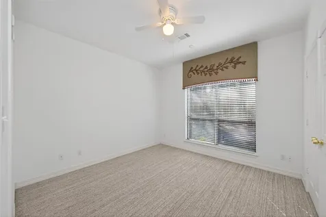 5030 Highland Pass Montgomery TX 77316