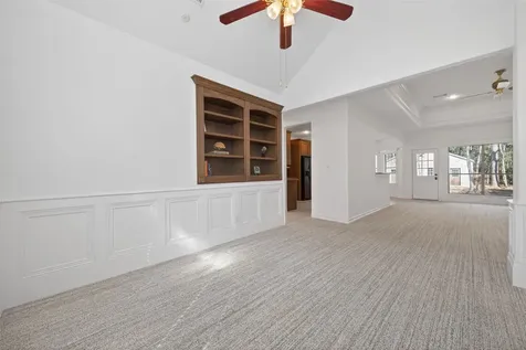 5030 Highland Pass Montgomery TX 77316