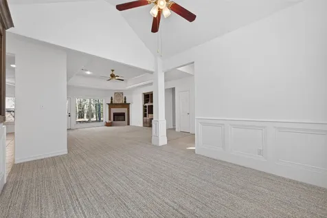 5030 Highland Pass Montgomery TX 77316