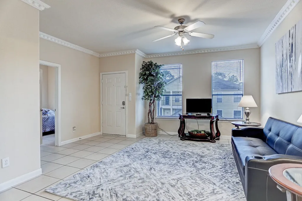 2088 Laverne Street 4 Houston TX 77080