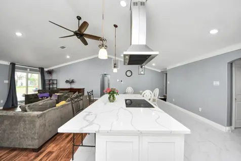 1359 Littleport Lane Channelview TX 77530