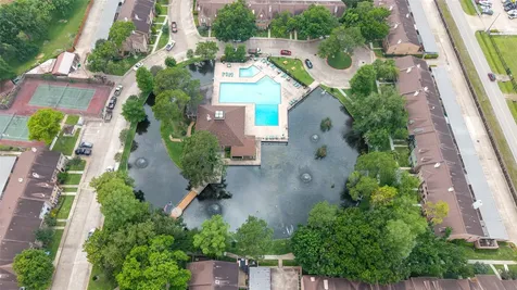 5800 Lumberdale Road 55 Houston TX 77092