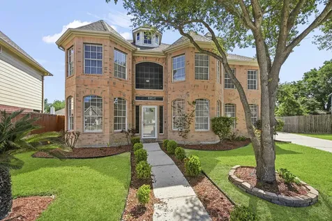 215 Crabapple Drive Baytown TX 77520